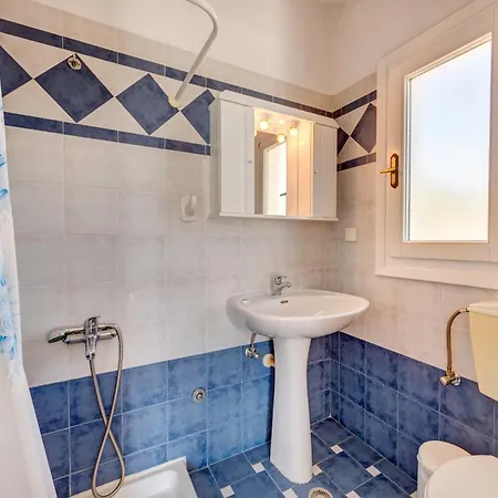 Anatoli Апартаменты Азолимнос