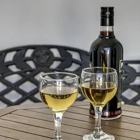 阿纳托利公寓 * 阿佐里姆诺斯